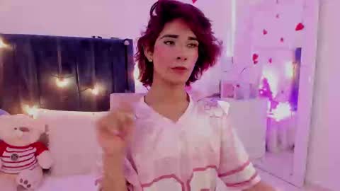 Snapshot of camilodoumit chatting on 02.19.25 CamiloDoumit online show from 02.19.25