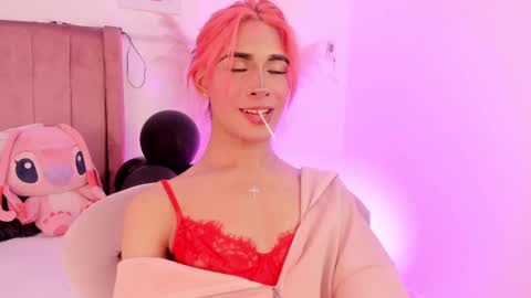 Snapshot of camilodoumit chatting on 10.26.25 CamiloDoumit online show from 10.26.25