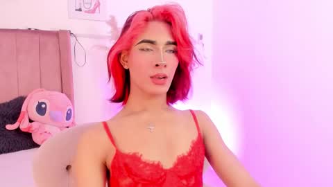 Snapshot of camilodoumit chatting on 11.01.25 CamiloDoumit online show from 11.01.25