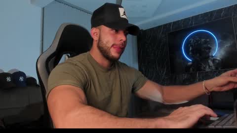 Snapshot of camilowatson chatting on 01.22.25 Camilo Watson online show from 01.22.25