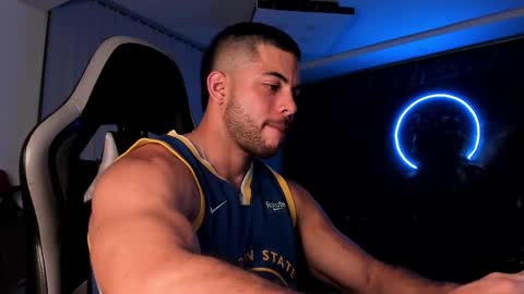 Snapshot of camilowatson chatting on 03.04.25 Camilo Watson online show from 03.04.25