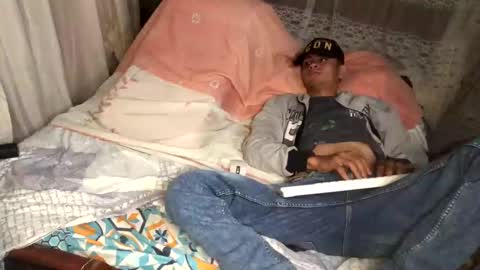 Snapshot of camivaron chatting on 01.10.25 camivaron online show from 01.10.25