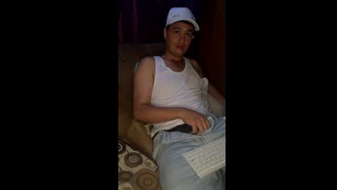 Snapshot of camivaron chatting on 02.04.25 camivaron online show from 02.04.25