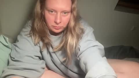 kiki90909 online show from 10.05.25