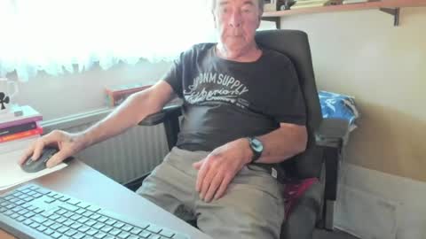 Snapshot of cammee chatting on 07.16.26 Cammee online show from 07.16.26