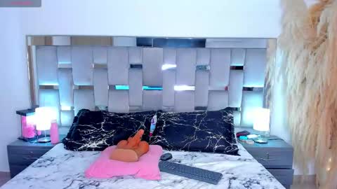 Camila online show from 03.17.26