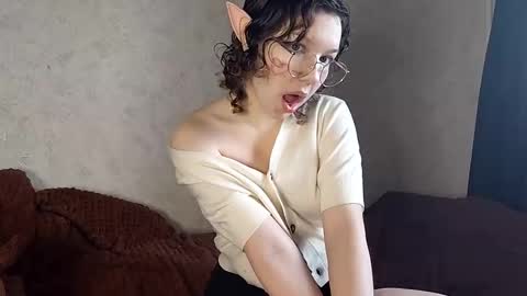 cammyrose_ online show from 11.08.25