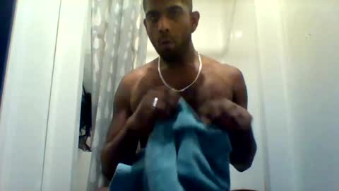 canadianbrownbear online show from 02.11.25