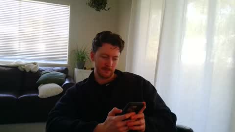 Snapshot of canadianstud18 chatting on 03.06.25 Devon online show from 03.06.25