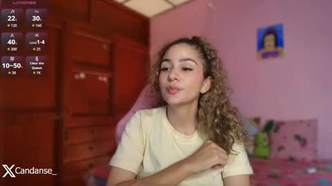 Snapshot of candase_ chatting on 10.23.25 Candase online show from 10.23.25