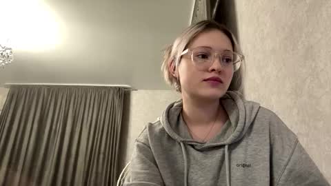 Snapshot of candelariahile chatting on 02.08.26 candelariahile online show from 02.08.26