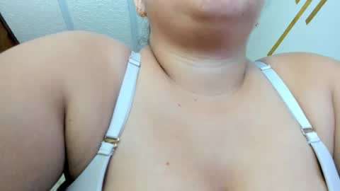 Snapshot of candiapole chatting on 04.28.26 Candy online show from 04.28.26