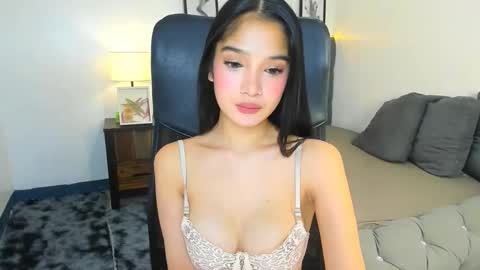 Snapshot of candiceferragamo chatting on 02.01.26 candiceferragamo online show from 02.01.26