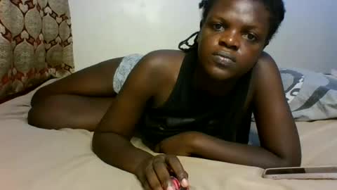 Snapshot of candiedolly chatting on 07.30.26 Candie online show from 07.30.26