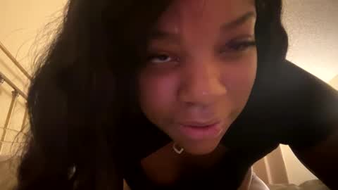 candii719195 online show from 09.09.25