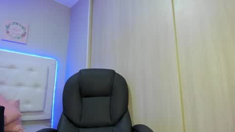 candy brown online show from 09.27.25