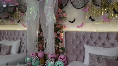 Candy Beck online show from 11.02.25