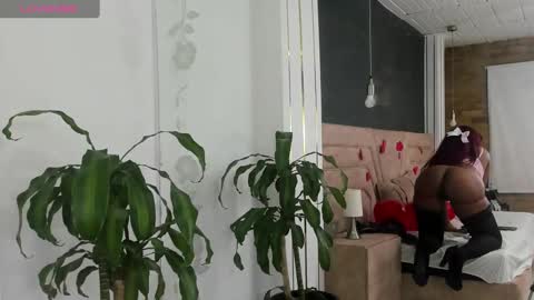 candy_bony online show from 02.14.25