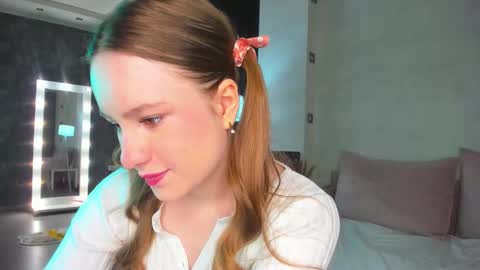 Snapshot of candy_cansew chatting on 02.18.26 Candy online show from 02.18.26