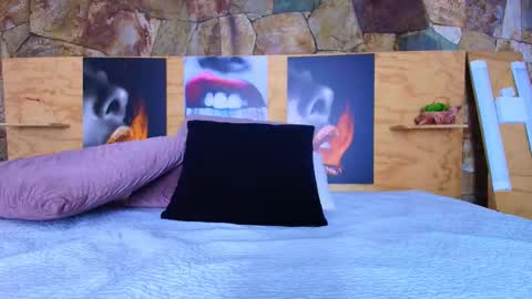 Snapshot of candy_feett chatting on 01.16.26 Jolie online show from 01.16.26