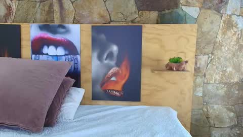 Snapshot of candy_feett chatting on 02.04.26 Jolie online show from 02.04.26