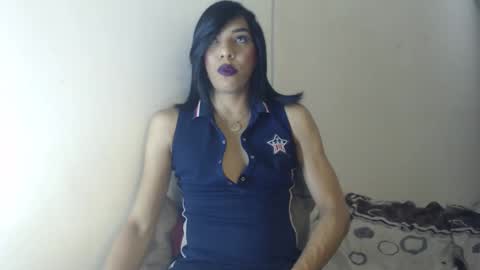 candy_hot_trans online show from 02.13.25
