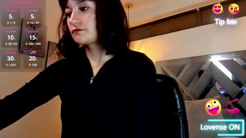 Candy hot online show from 10.17.25