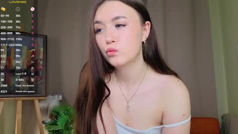 Leya online show from 04.04.26