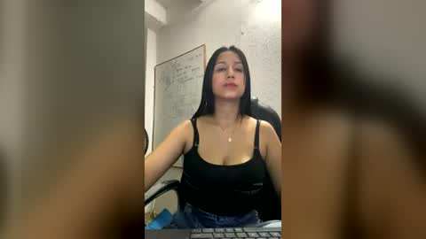 Snapshot of candy_liittle18 chatting on 08.04.26 candy_liittle18 online show from 08.04.26