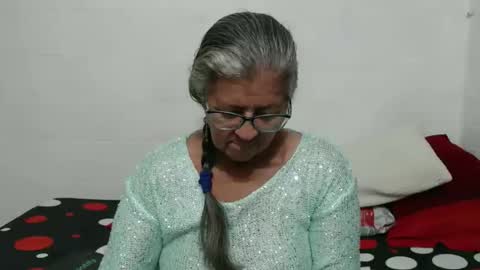 candy online show from 11.30.25