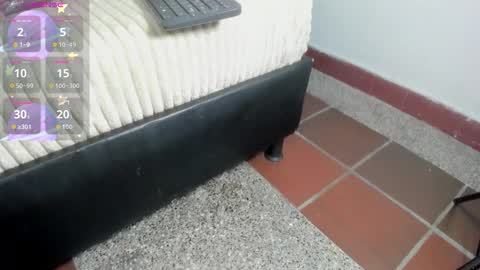 candy mery online show from 10.10.25