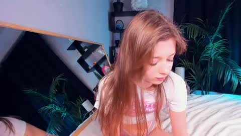 Sandy online show from 02.22.25