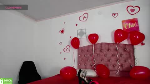 Snapshot of candy_sr03 chatting on 02.14.25 candy sr online show from 02.14.25