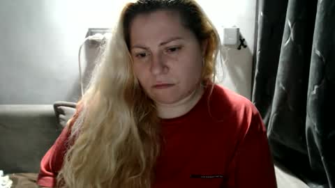 Laura online show from 02.23.25