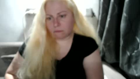 Laura online show from 03.09.25