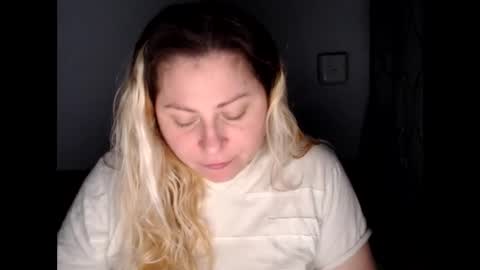 Laura online show from 11.30.25