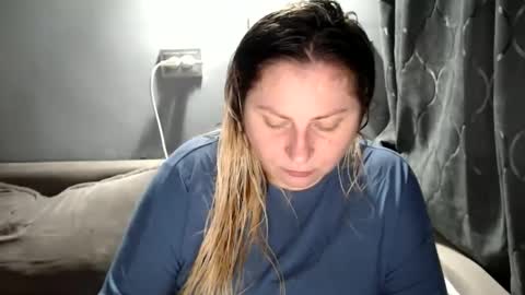 Laura online show from 04.04.26