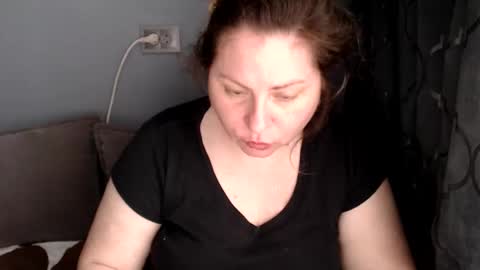 Snapshot of candycream74 chatting on 06.07.26 Laura online show from 06.07.26