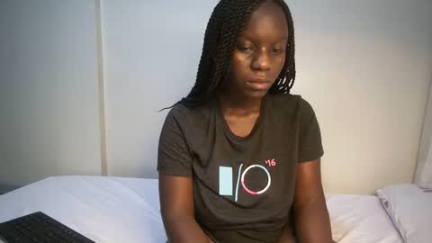 candycurly_ online show from 02.24.25