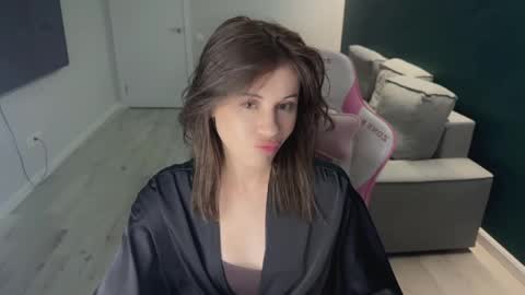 Snapshot of candyhannah chatting on 05.19.26 You can call me HH online show from 05.19.26