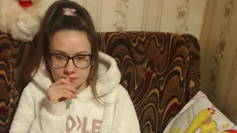 say meow and send tips  online show from 02.27.25
