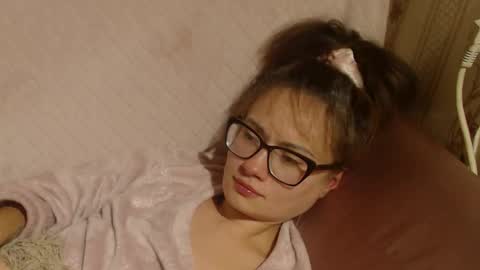 Snapshot of candylady13 chatting on 10.23.25 say meow and send tips online show from 10.23.25