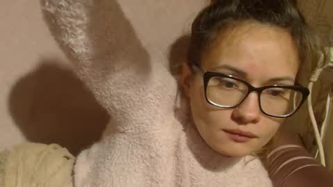 Snapshot of candylady136 chatting on 10.23.25 say meow and send tip online show from 10.23.25