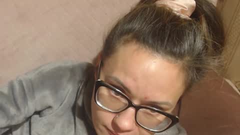 say meow and send tip  online show from 11.23.25