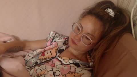 Snapshot of candylady136 chatting on 06.18.26 say meow and send tip online show from 06.18.26
