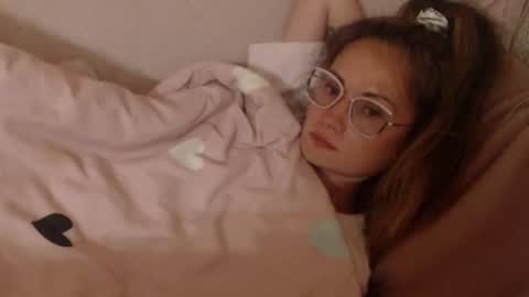 Snapshot of candylady136 chatting on 06.19.26 say meow and send tip online show from 06.19.26