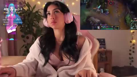 PrincessLau online show from 03.05.25