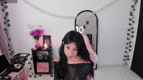 PrincessLau online show from 09.29.25