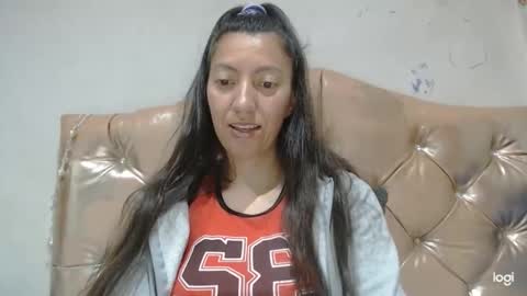 Snapshot of candymilfff chatting on 02.11.25 candymilfff online show from 02.11.25