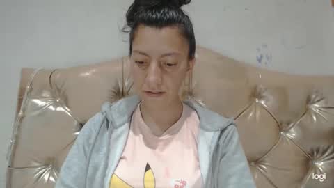 Snapshot of candymilfff chatting on 02.13.25 candymilfff online show from 02.13.25